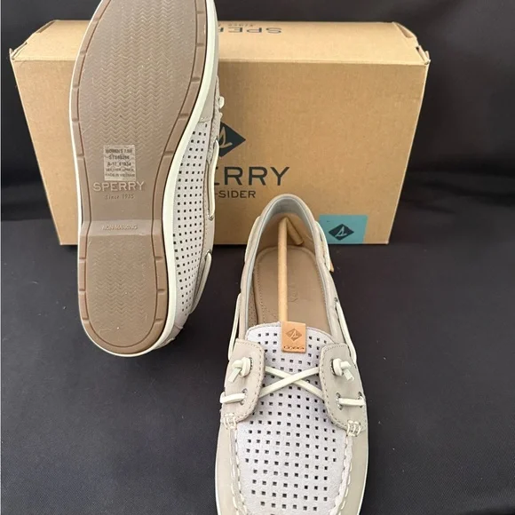 Sperry Gray Moccasin Shoes with Classic Style - Picture 4 of 6